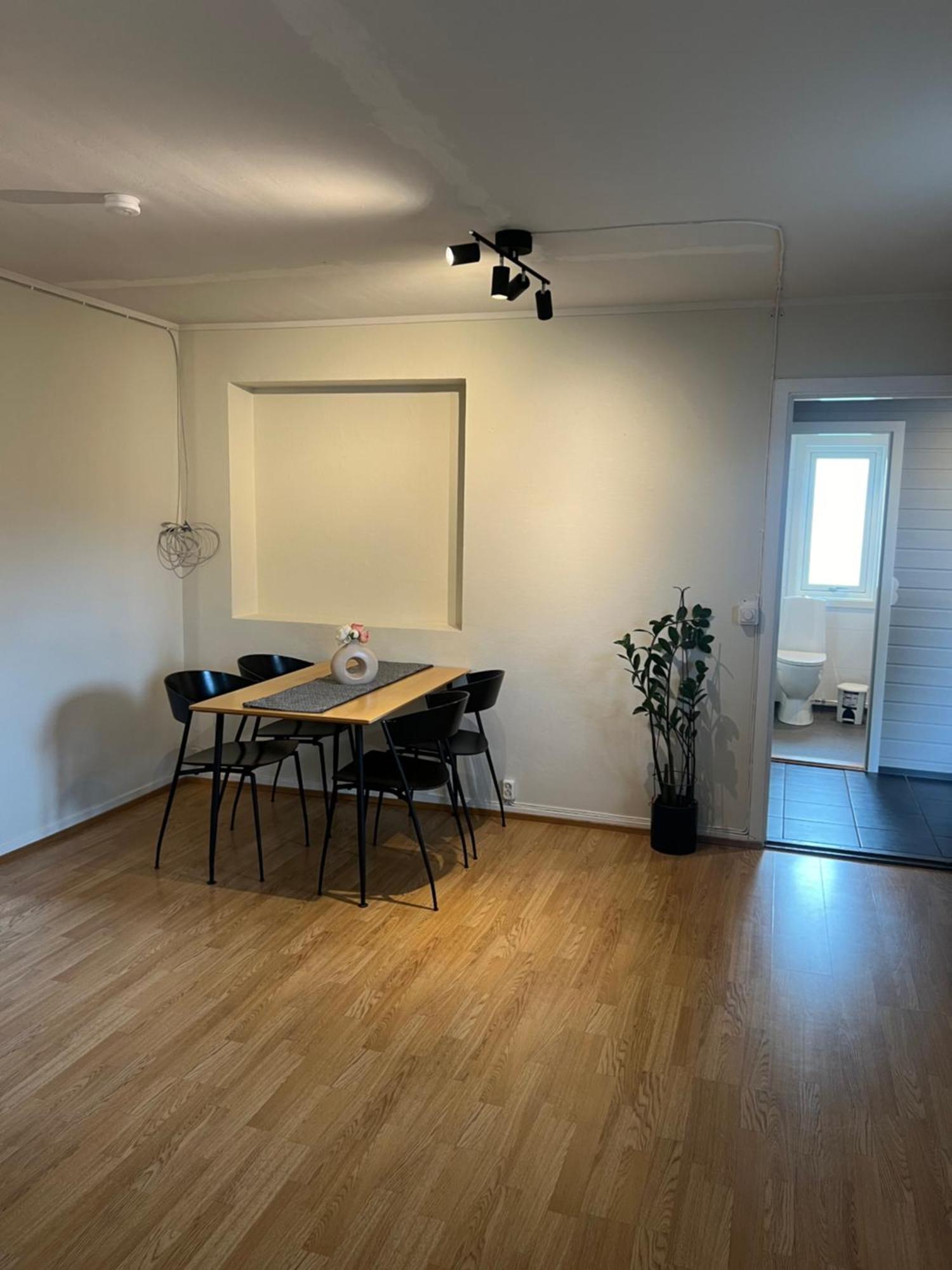 Ferienwohnung Sentrums Leilighet Kabelvåg Exterior foto